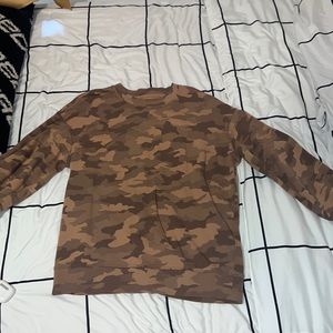 lululemon oversized tan army print crew neck